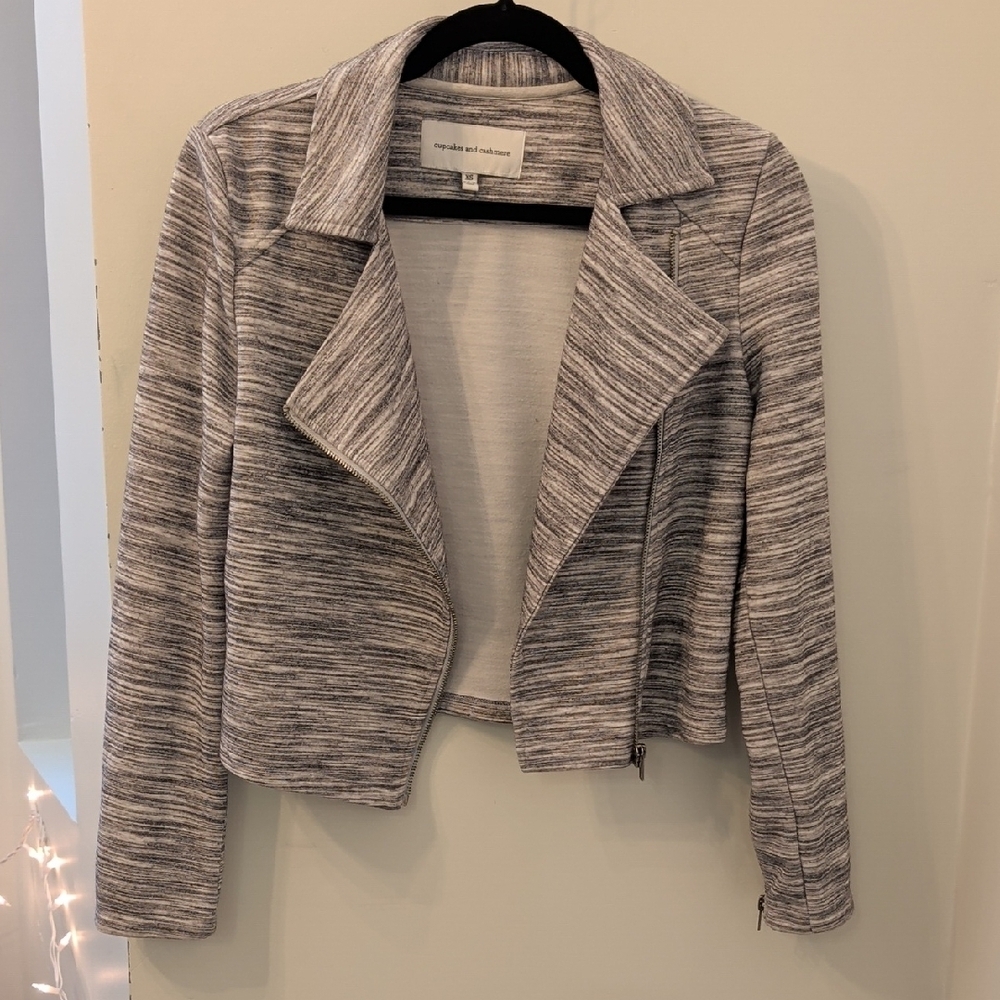 Cupcakes & Cashmere Grey Jacket Coat Size XS